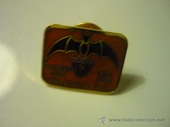 Collectionnisme sportif: PIN CONMEMORATIVO GRAN CALIDAD VALENCIA C.F. CAMPEON 2003-2004