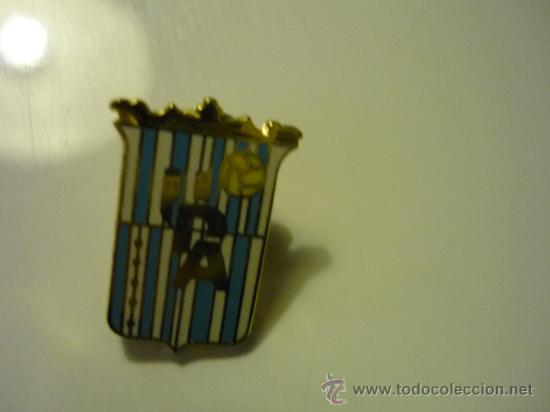 Collectionnisme sportif: PIN FUTBOL UDA