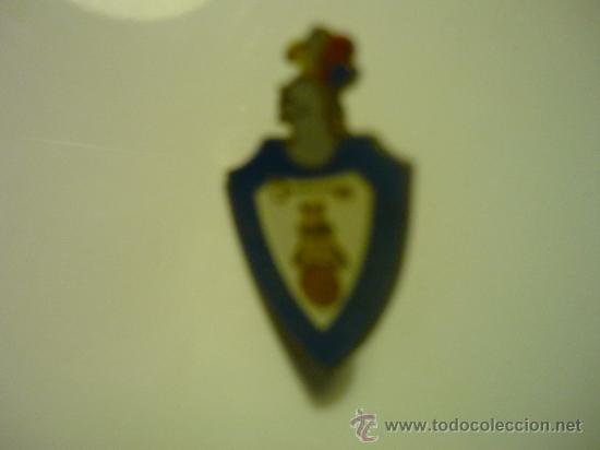 Sammelleidenschaft Sport: PIN FUTBOL VILLACARRILLO