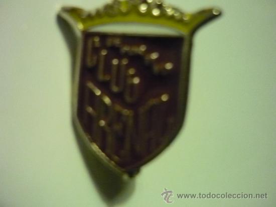 Collectionnisme sportif: pin futbol cd arenal