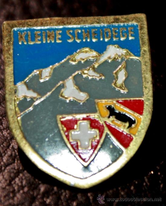 Coleccionismo deportivo: INSIGNIA DE ESQUI-SKI A&Ntilde;OS 50 KLEINE SCHEIDEGE