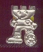 Coleccionismo deportivo: Pin * mascota de futbol *