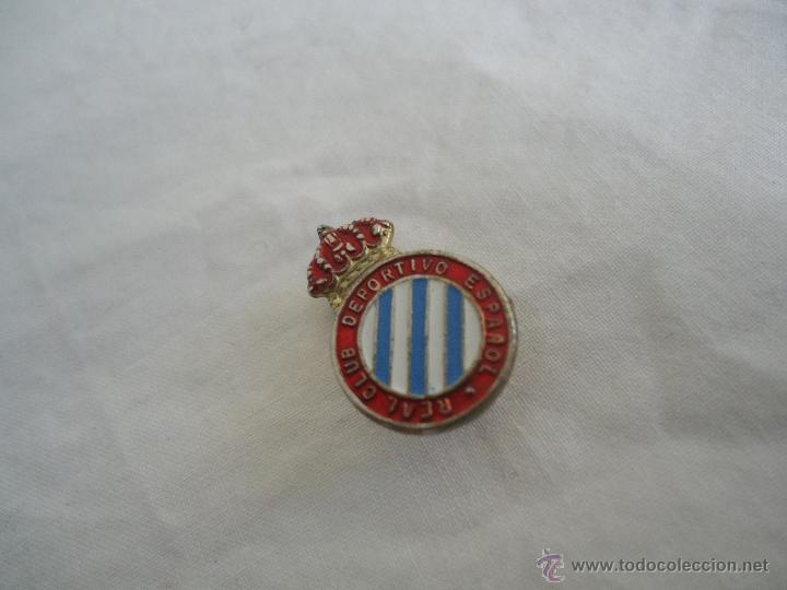 Sammelleidenschaft Sport: ANTIGUA INSIGNIA f&uacute;tbol O PIN DE SOLAPA REAL CLUB DEPORTIVO ESPA&Ntilde;OL