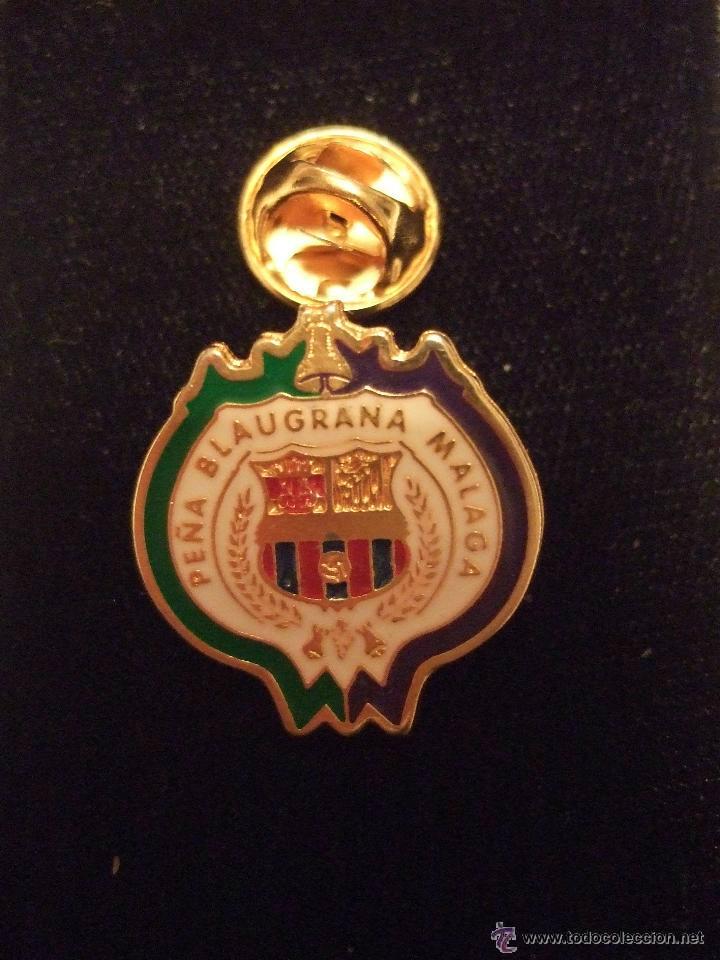 Coleccionismo deportivo: PIN - PE&Ntilde;A BLAUGRANA  MALAGA - Foto 1