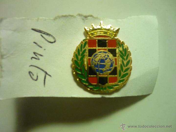 Sammelleidenschaft Sport: pin futbol pinto .--aguja