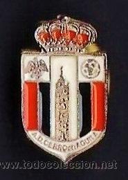 Sammelleidenschaft Sport: pin - futbol - a.d. cerro del aguila - sevilla - metal esmaltado - calidad - ep 1