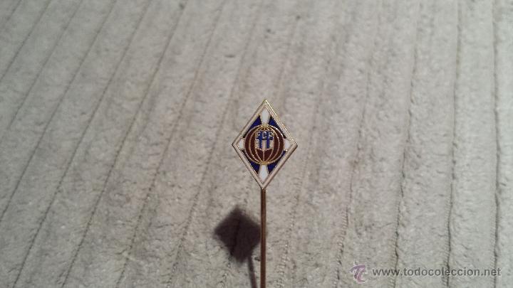 Collectionnisme sportif: PIN DE FUTBOL F.C. PAMPILHESA (DE AGUJA )