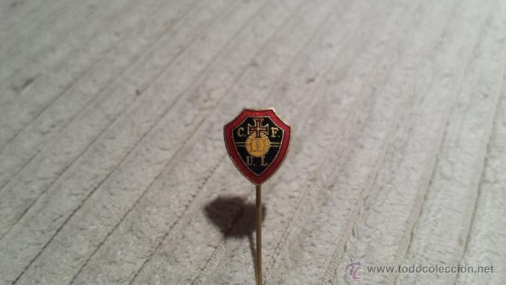 Sammelleidenschaft Sport: PIN O INSIGNIA DE FUTBOL C.F. UNION LAMAS  (DE AGUJA)