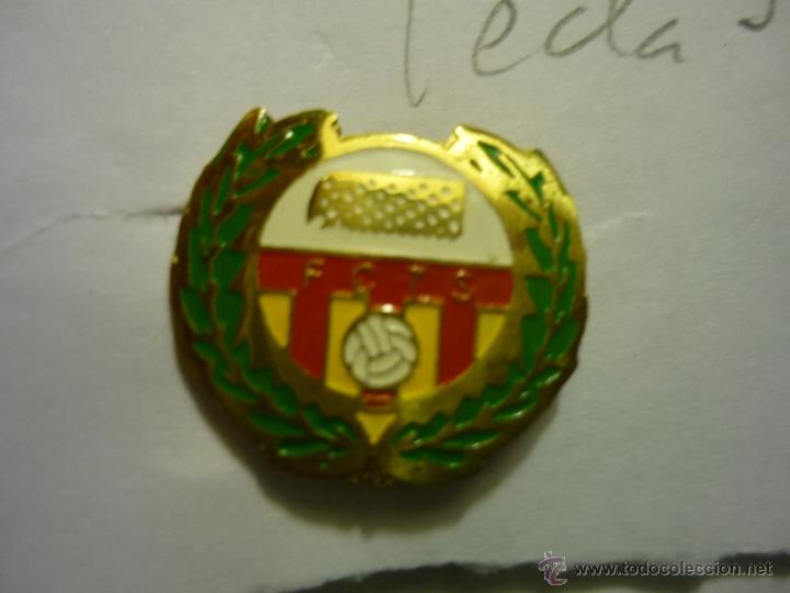 Coleccionismo deportivo: pin futbol tecla sala fc -fed.catalana --boton