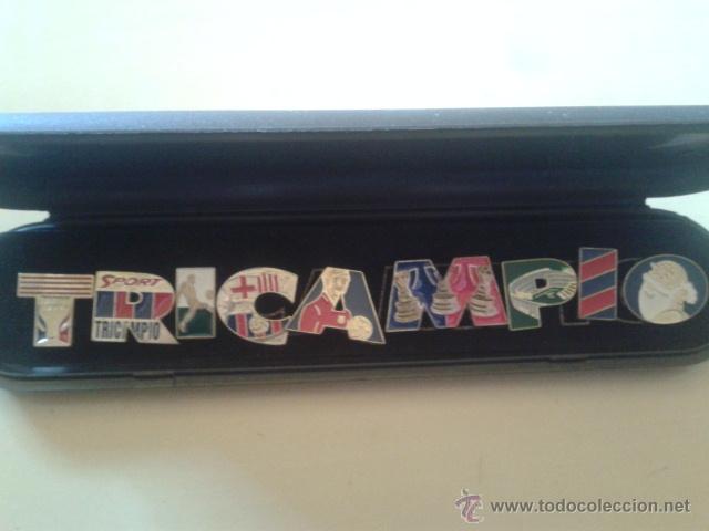 Sammelleidenschaft Sport: ESTUCHE COMPLETO CON 9 PINS - TRICAMPIO - F.C.BARCELONA - BARÇA 1994 - SPORT