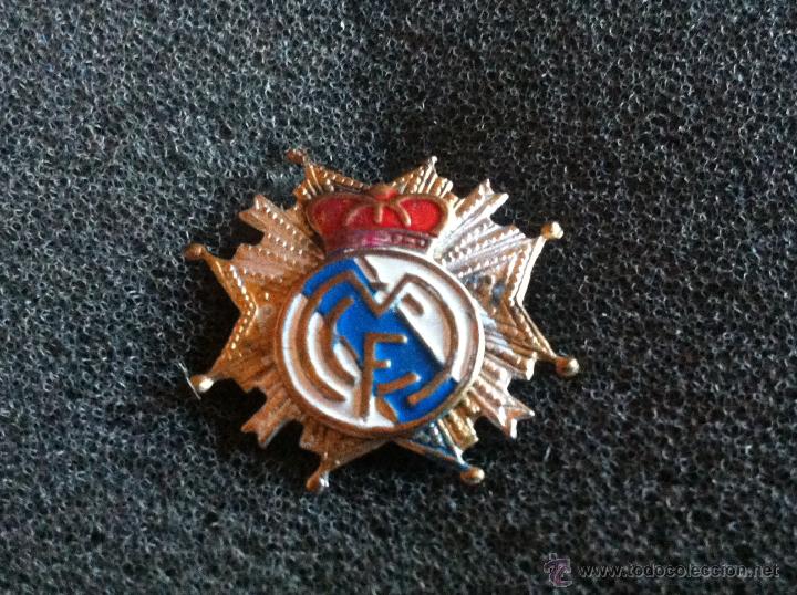 Sammelleidenschaft Sport: PIN ANTIGUO ESCUDO EQUIPO FUTBOL REAL MADRID (DE IMPERDIBLE A&Ntilde;OS 40/60)