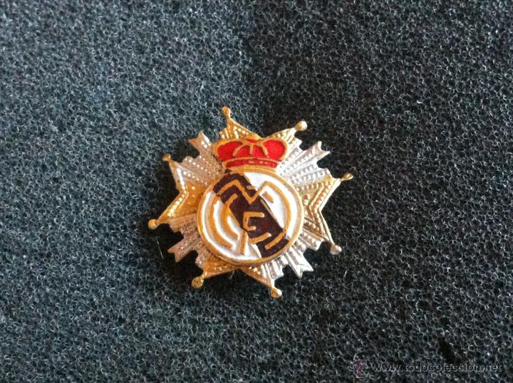 Sammelleidenschaft Sport: PIN ANTIGUO ESCUDO EQUIPO FUTBOL REAL MADRID (DE IMPERDIBLE A&Ntilde;OS 40/60)