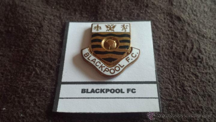Collezionismo sportivo: PIN EQUIPO FUTBOL INGL&Eacute;S BLACKPOOL FC (ANTIGUA INSIGNIA ESMALTADA PEGADA EN LAMINA)