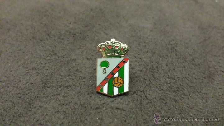 Collezionismo sportivo: RARO PIN ESCUDO EQUIPO FUTBOL A IDENTIFICAR (INSIGNIA ESMALTADA )