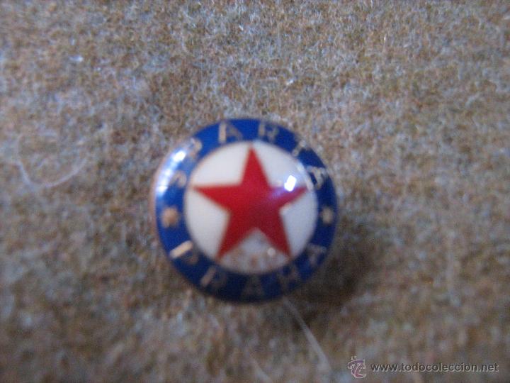 Coleccionismo deportivo: INSIGNIA DE AGUJA DEL SPARTA DE PRAGA - Foto 1
