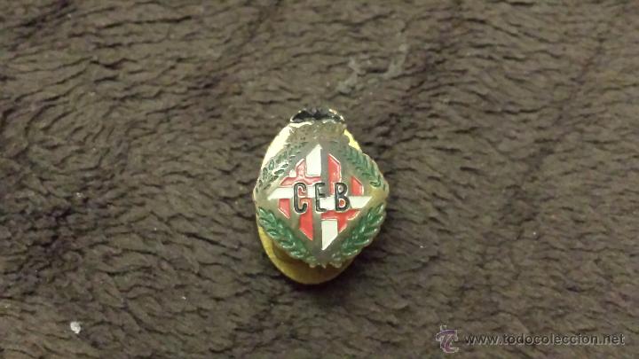 Sammelleidenschaft Sport: PIN ANTIGUO FUTBOL CLUB BARCELONA CEB (ANTIGUA INSIGNIA OJAL PRIMER ESCUDO A&Ntilde;O 1899/1910 MUY RARA)