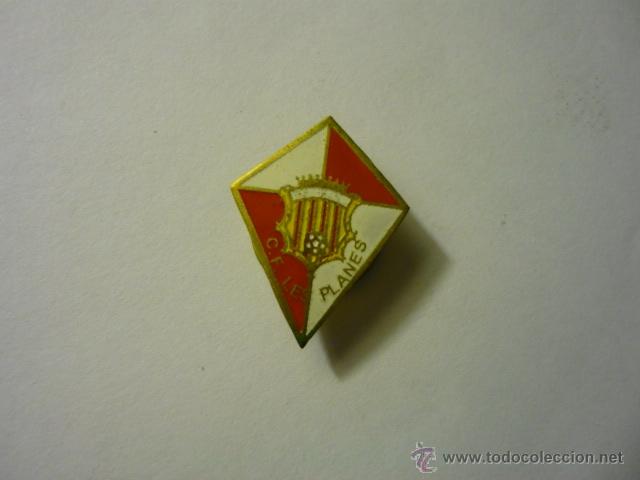 Collectionnisme sportif: P&Igrave;N C.F.LES PLANES FED.CATALANA -BOTON