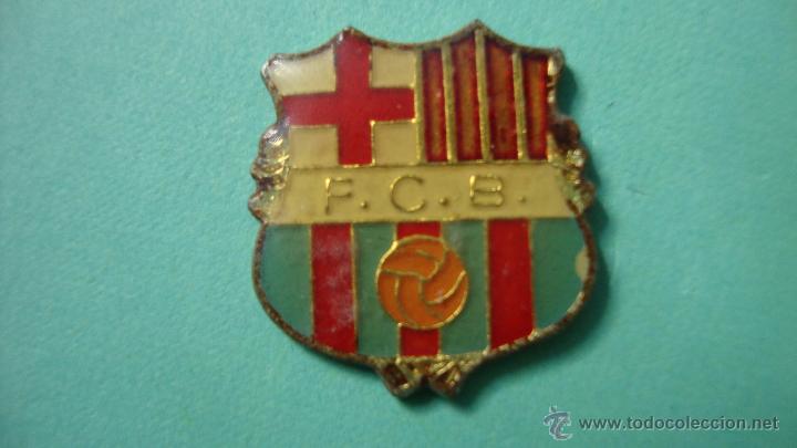 Coleccionismo deportivo: Pin's del F.C.Barcelona