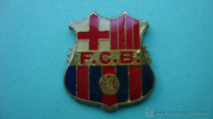 Colecionismo desportivo: Pin's del F.C.Barcelona