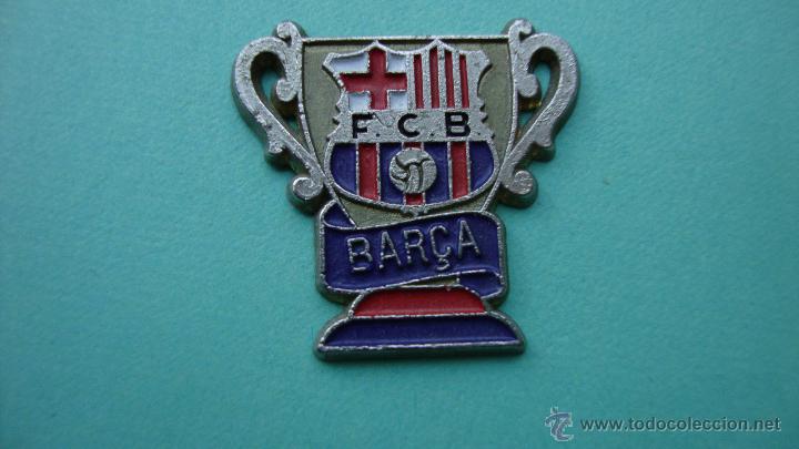 Coleccionismo deportivo: Pins del Bar&ccedil;a - Foto 1