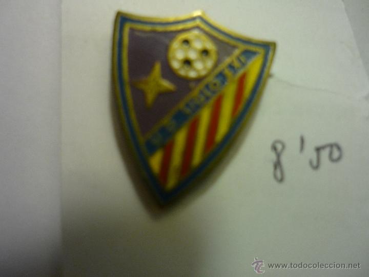 Coleccionismo deportivo: pin futbol ud siglo XXI - BOTON