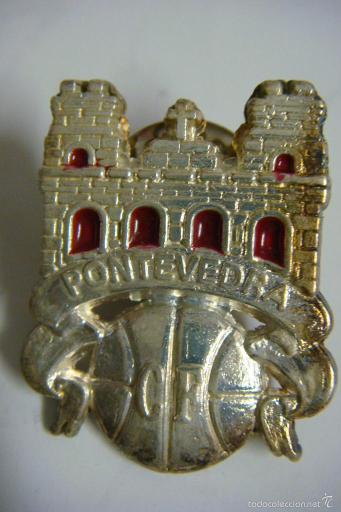 Collectionnisme sportif: LIQUIDACION DE 25 PINS PLATEADO DEL C.F. PONTEVEDRA.