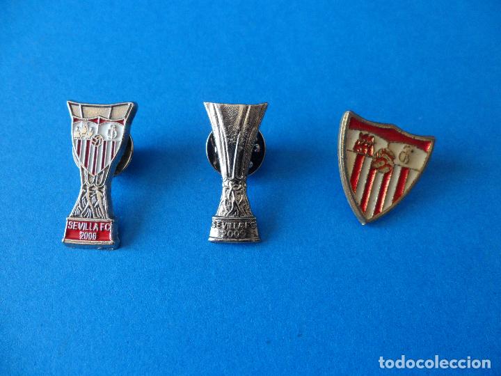 Sammelleidenschaft Sport: Lote de Pins del Sevilla C.F.- Escudo y Copas UEFA 2006
