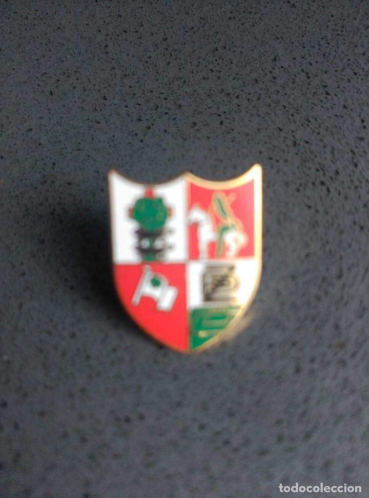 Coleccionismo deportivo: Pin Zamudio CF - Foto 1