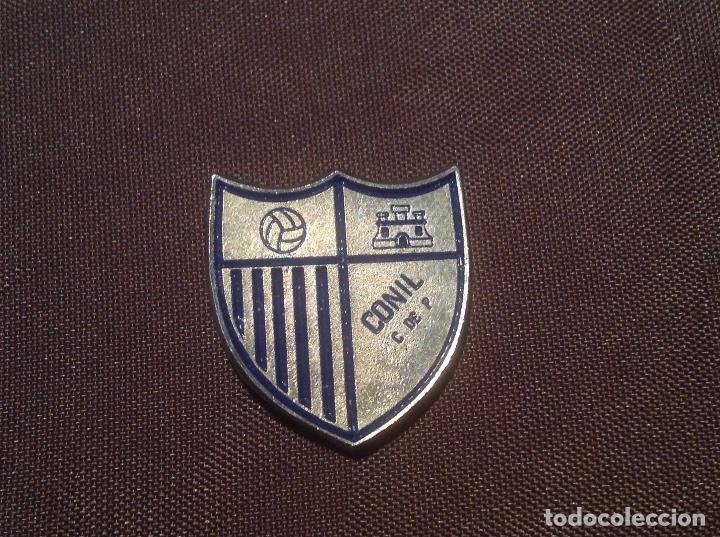 Collectionnisme sportif: Pin Sin Aguja Conil C de P
