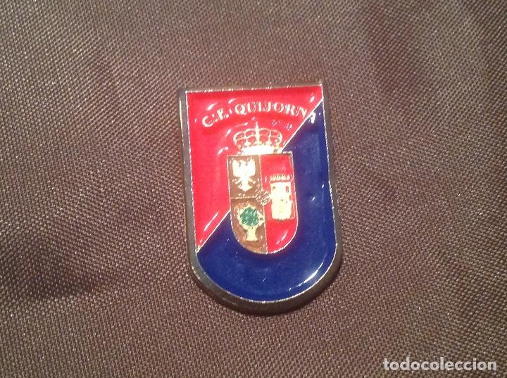 Colecionismo desportivo: Pin Sin Aguja CF Quijorna