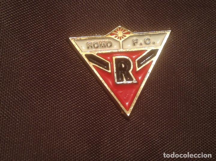 Colecionismo desportivo: Pin Sin Aguja Romo FC