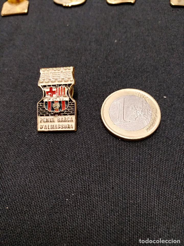 Sports collectibles: PIN INSIGNIA - PE&Ntilde;A F.C. BARCELONA - PENYA BAR&Ccedil;A D'ALMASSORA