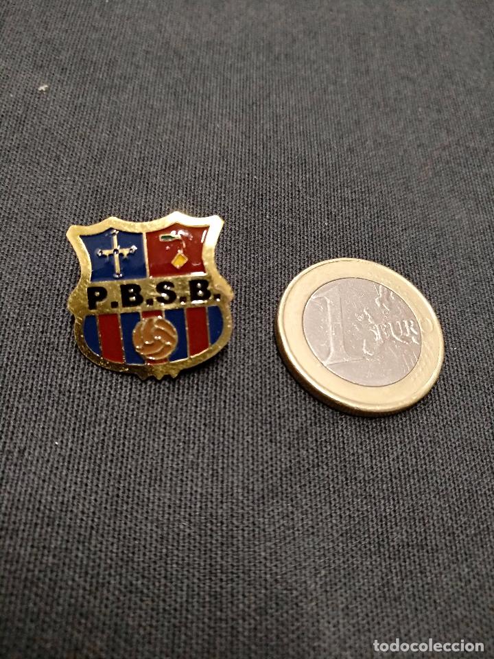 Sports collectibles: PIN INSIGNIA - PE&Ntilde;A F.C. BARCELONA - PE&Ntilde;A BLAUGRANA SIDRERIA BELEN