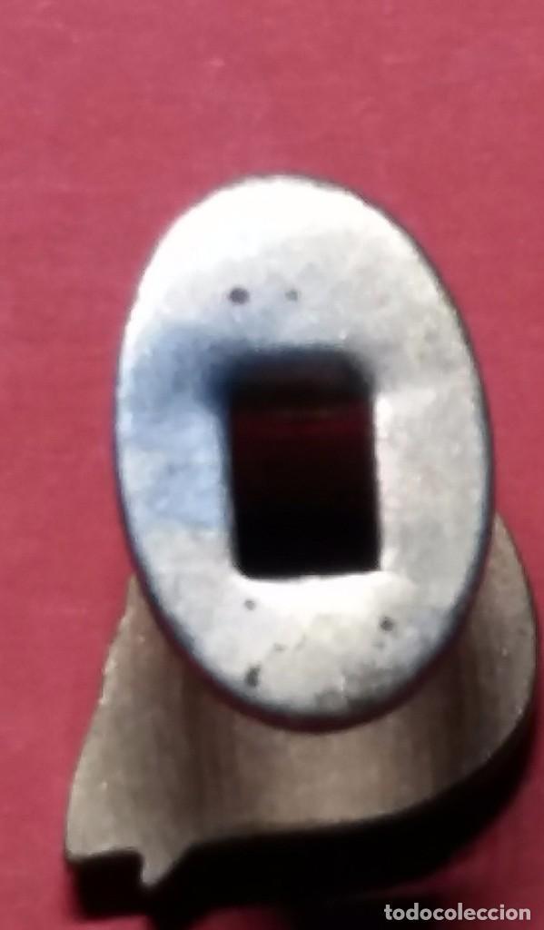Coleccionismo deportivo: ANTIGUO PIN - INSIGNIA - ? - Foto 2