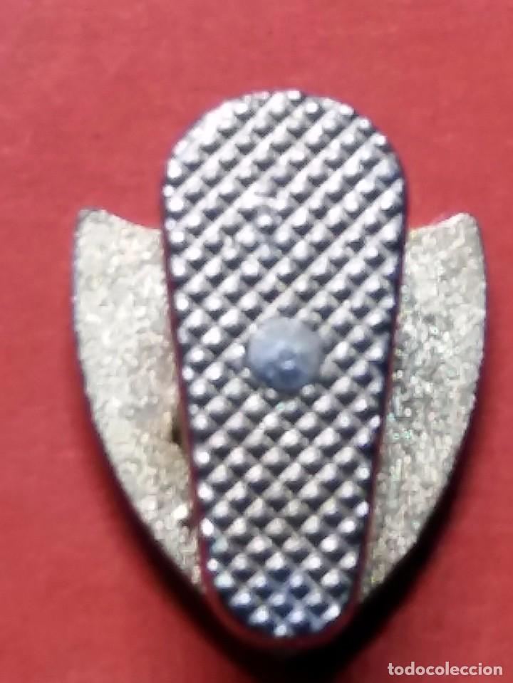 Coleccionismo deportivo: ANTIGUO PIN - INSIGNIA - ? - Foto 2