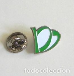 Coleccionismo deportivo: PIN - LOGOTIPO DEL CENTENARIO DEL REAL BETIS BALOMPI&Eacute; - F&Uacute;TBOL LOGO - DEPORTE - EN BUEN ESTADO