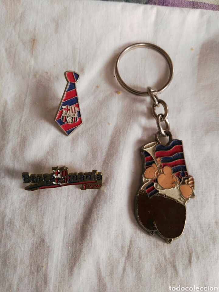 Collezionismo sportivo: Llavero bar&ccedil;a Jordi Cule y dos pin,s