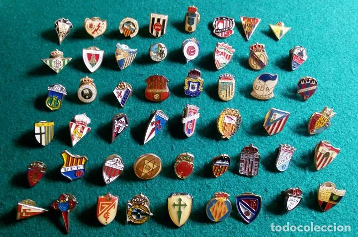 Coleccion Lote De 50 Pins De Futbol   Vendido En Subasta   147645054