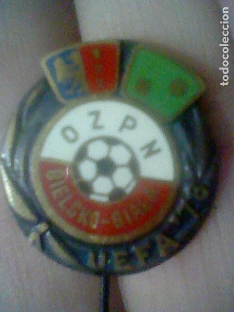 Colecionismo desportivo: UEFA 78 BIELSKO BIALA INSIGNIA AGUJA ORIGINAL POLONIA POLSKA OZPN ESMALTE