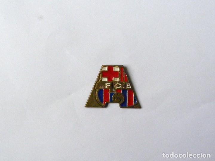 Collectionnisme sportif: PIN F.C.B.
