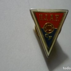 Coleccionismo deportivo: PIN FUTBOL CF UJAF. Lote 162980114