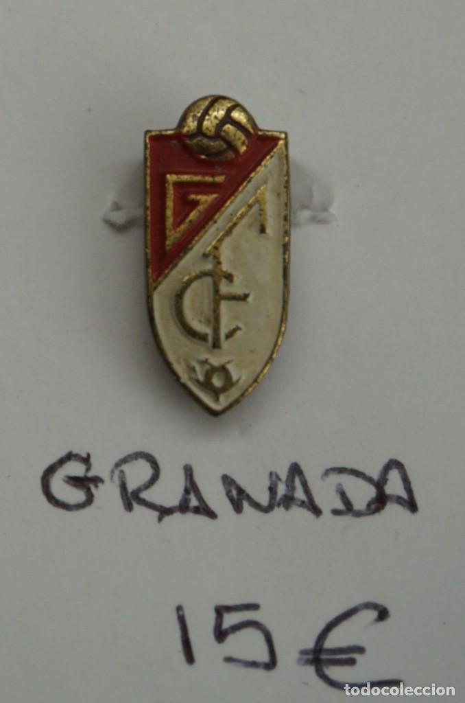 Coleccionismo deportivo: Antiguo Pin de solapa Granada - Foto 1
