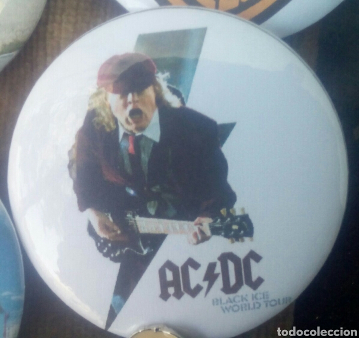 Coleccionismo deportivo: 100 chapas variados modelos - Foto 3