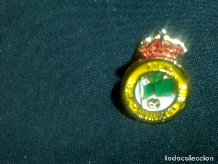 Coleccionismo deportivo: PIN DEL RACIN DE SANTANDER - Foto 1