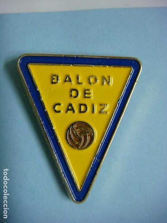 Pins De Futbol De Balon De Cadiz Caj n 3 Comprar Pins De F tbol 