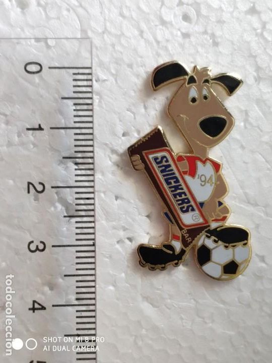 Collectionnisme sportif: PIN F&Uacute;TBOL DEPORTES - MUNDIAL 94 COPA DEL MUNDO 1994 ESTADOS UNIDOS - SNICKERS MASCOTA
