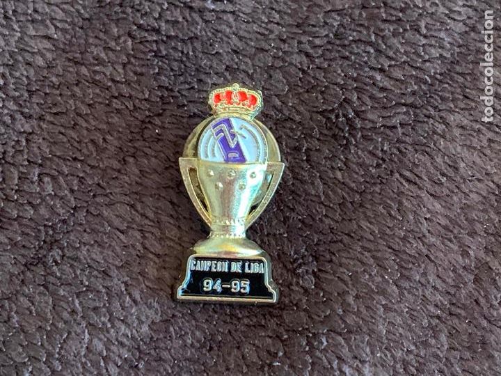 Coleccionismo deportivo: PIN ESCUDO EQUIPO DE F&Uacute;TBOL REAL MADRID
