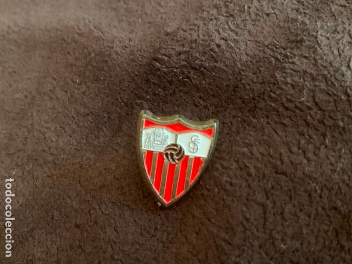 Collezionismo sportivo: PIN ESCUDO EQUIPO ESPA&Ntilde;OL SEVILLA CLUB DE F&Uacute;TBOL