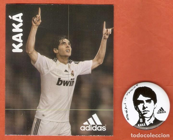 Coleccionismo deportivo: 1 POSTAL / TARJETA + 1 CHAPA - F&Uacute;TBOL- N&ordm; 8 KAK&Aacute; - REAL MADRID - ADIDAS - VER FOTO REVERSO