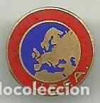 Coleccionismo deportivo: (P-418)INSIGNIA DE ROSCA ESMALTADA UEFA